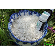Антицеллюлитная соль для ванн «Можжевельник, апельсин и кое-что еще»